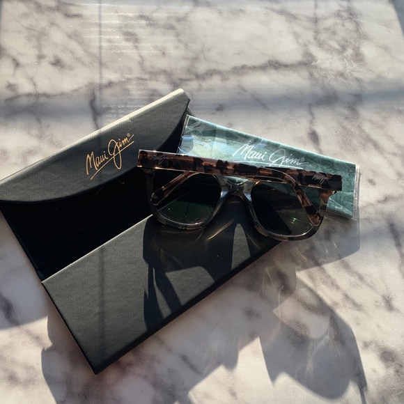 Maui Jim Sunglasses - Picture 2 of 7